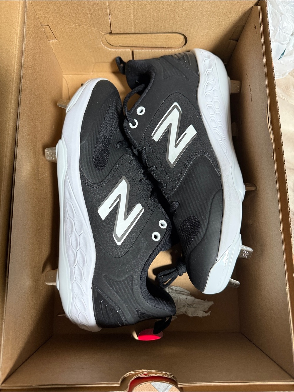 New Balance Black and White Women's Softball Cleats